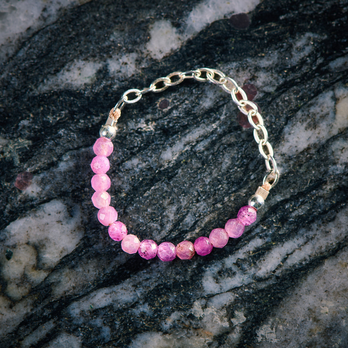 Bague en Rubis Etoilé