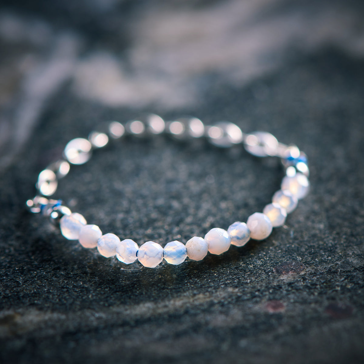 Bague en Calcédoine