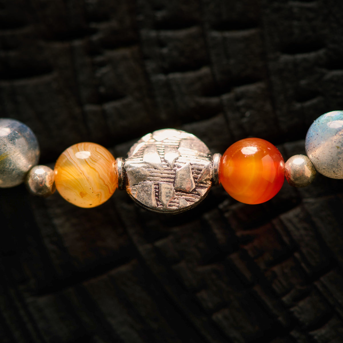 Bracelet élastique en Cornaline et Labradorite