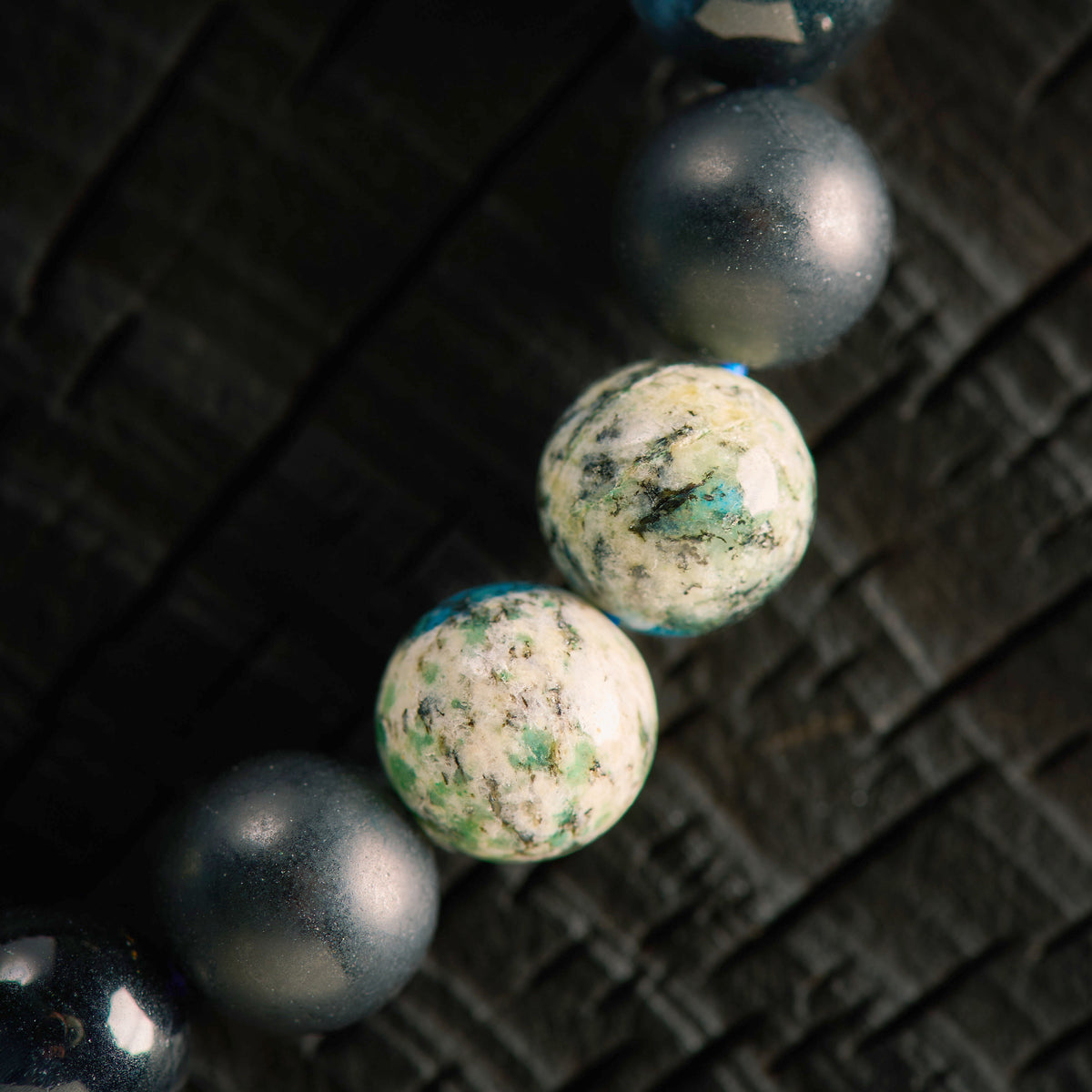 Bracelet élastique en Jaspe K2, Oeil de Faucon, Pyrite et Agate Noire - Onyx
