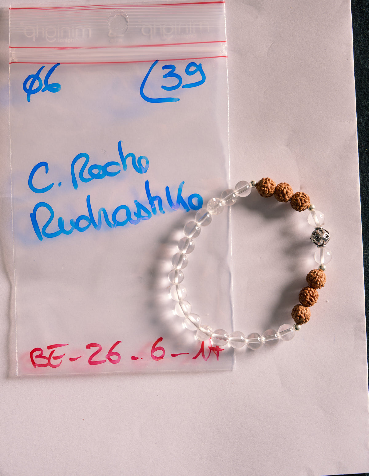 Bracelet élastique en Cristal de Roche et Rudraksha