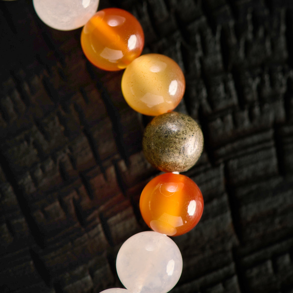 Bracelet élastique en Pyrite , Pierre de Lune et Cornaline