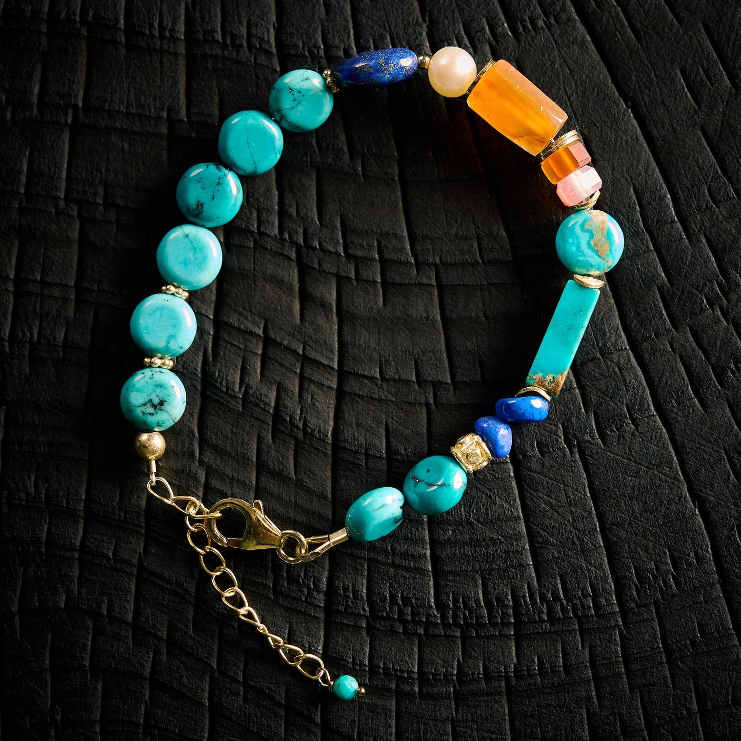 Bracelet en Cornaline, Turquoise, Nacre et Lapis Lazuli