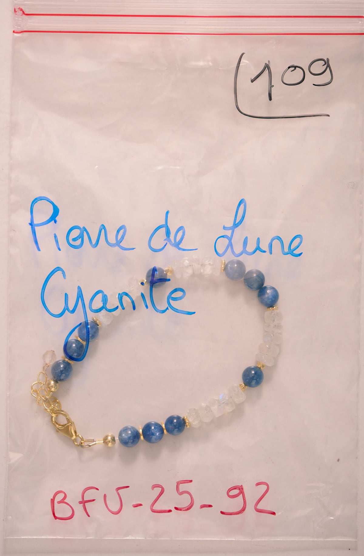 Bracelet en Pierre de Lune et Cyanite
