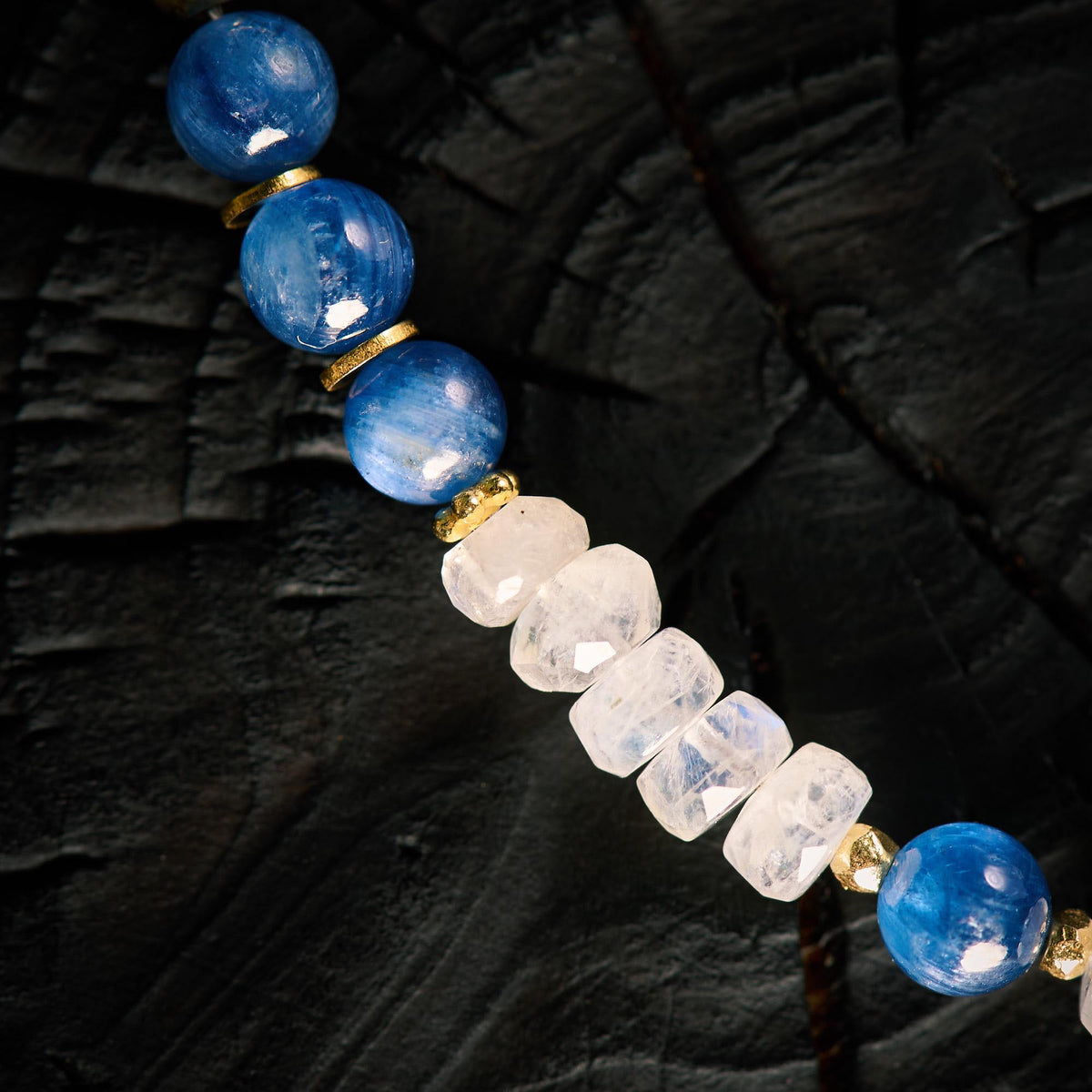 Bracelet en Cyanite et Pierre de Lune