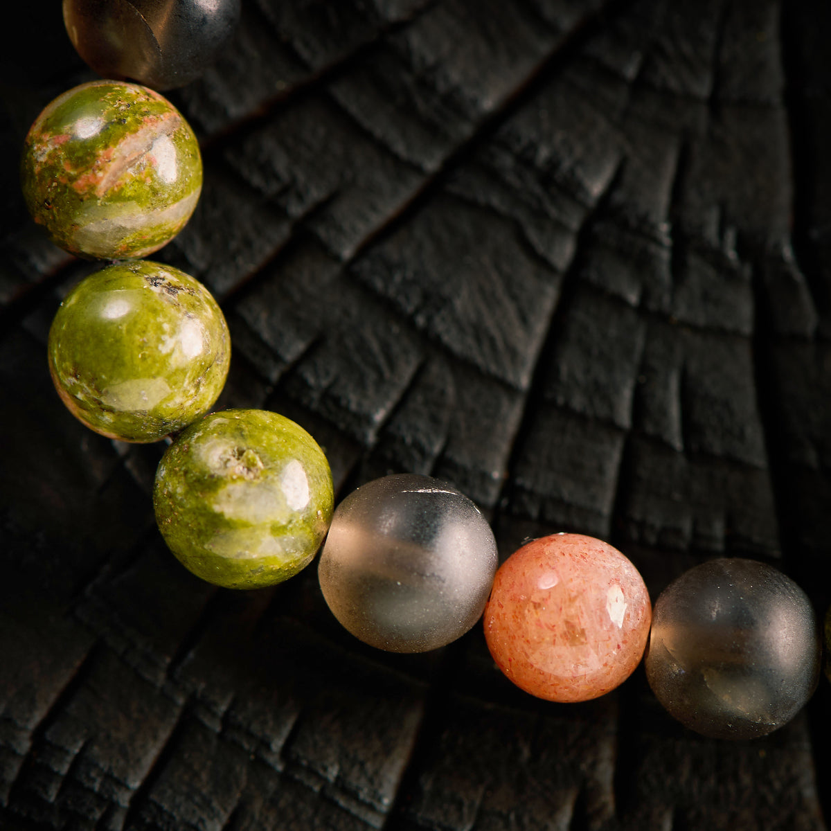Bracelet shambala en Quartz Fumé, Unakite et Pierre de Soleil