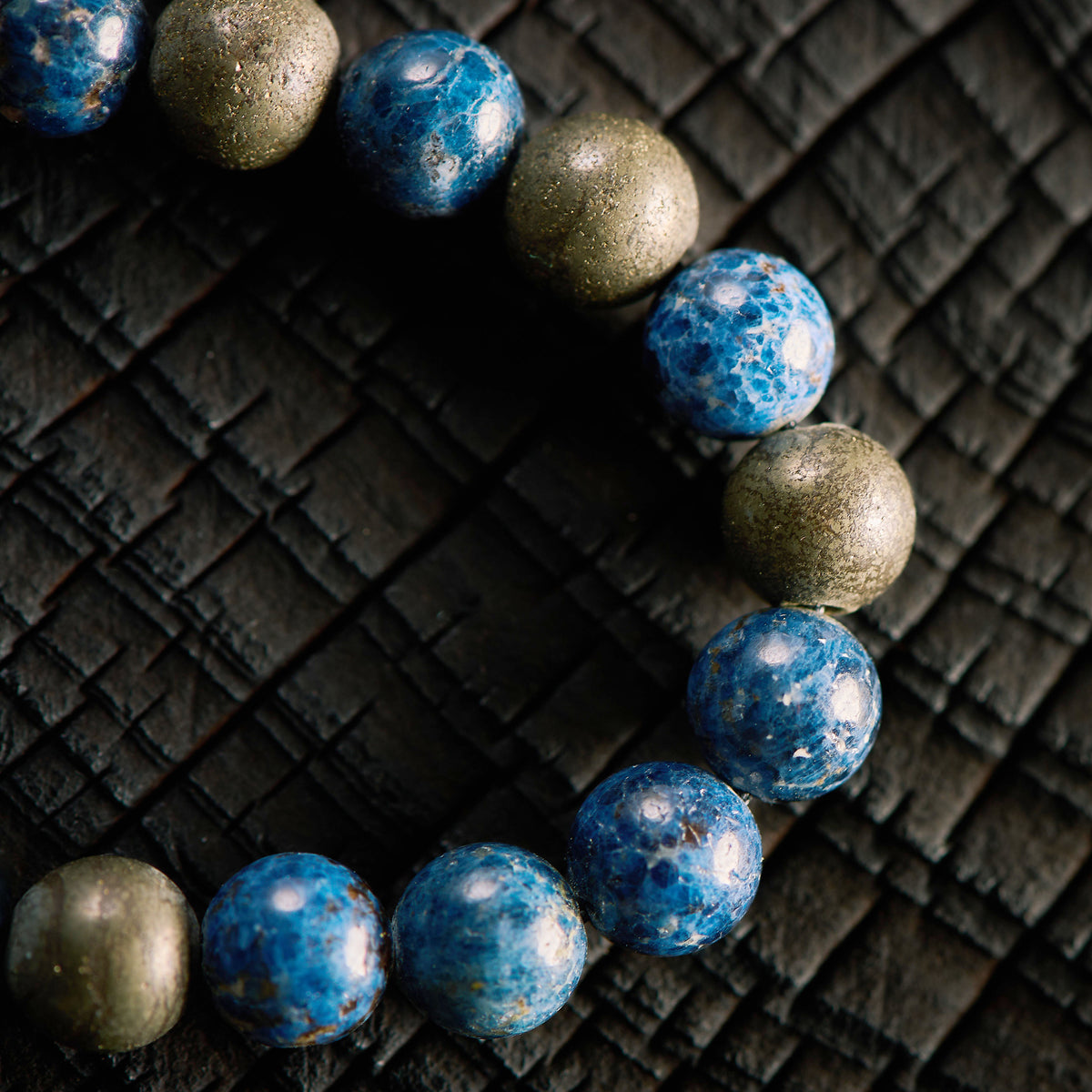 Bracelet shambala en Dumortiérite et Pyrite