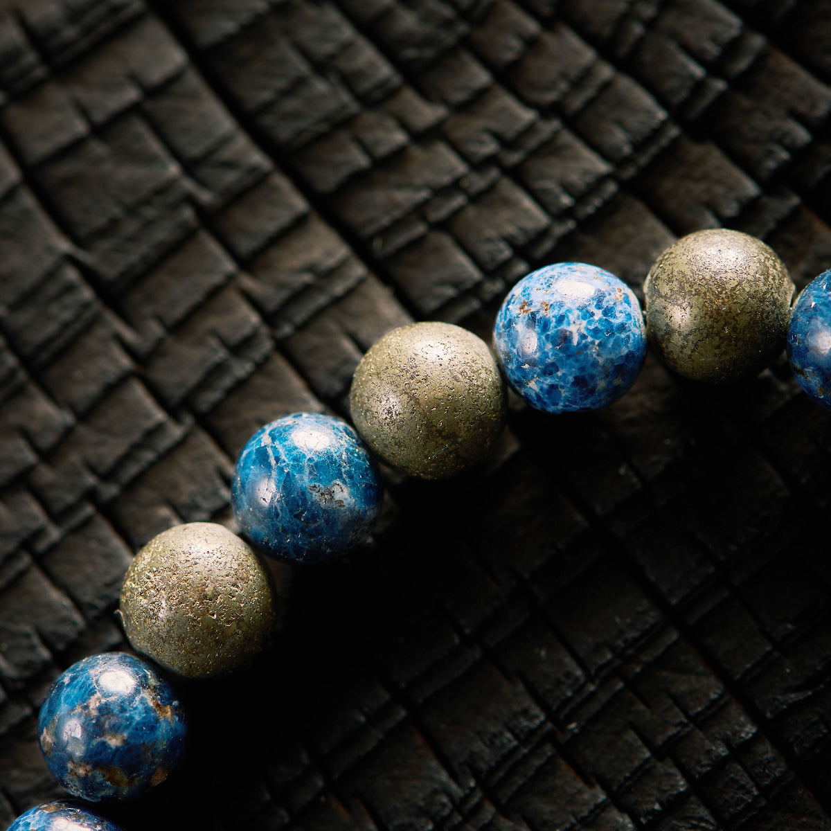 Bracelet shambala en Dumortiérite et Pyrite