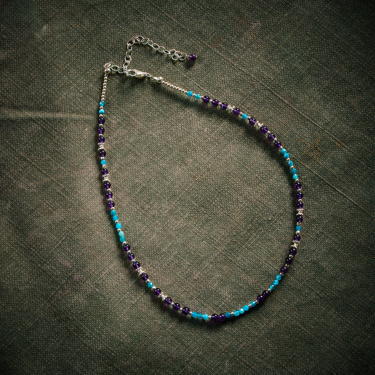 Collier en Améthyste et Apatite