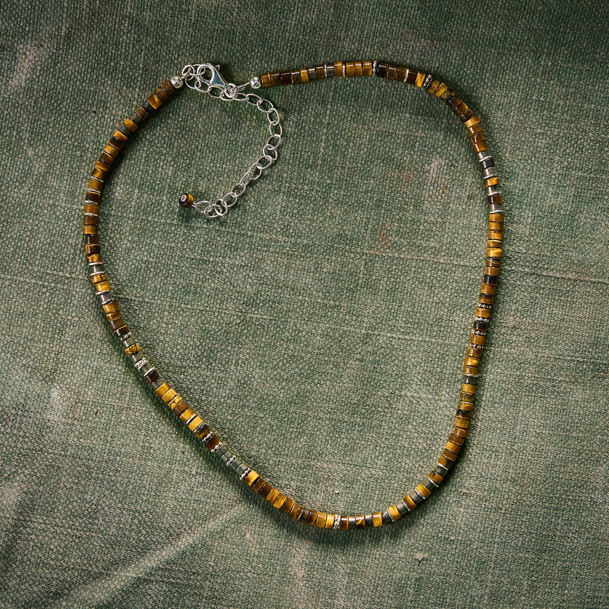 Collier en Oeil de Tigre et Pyrite