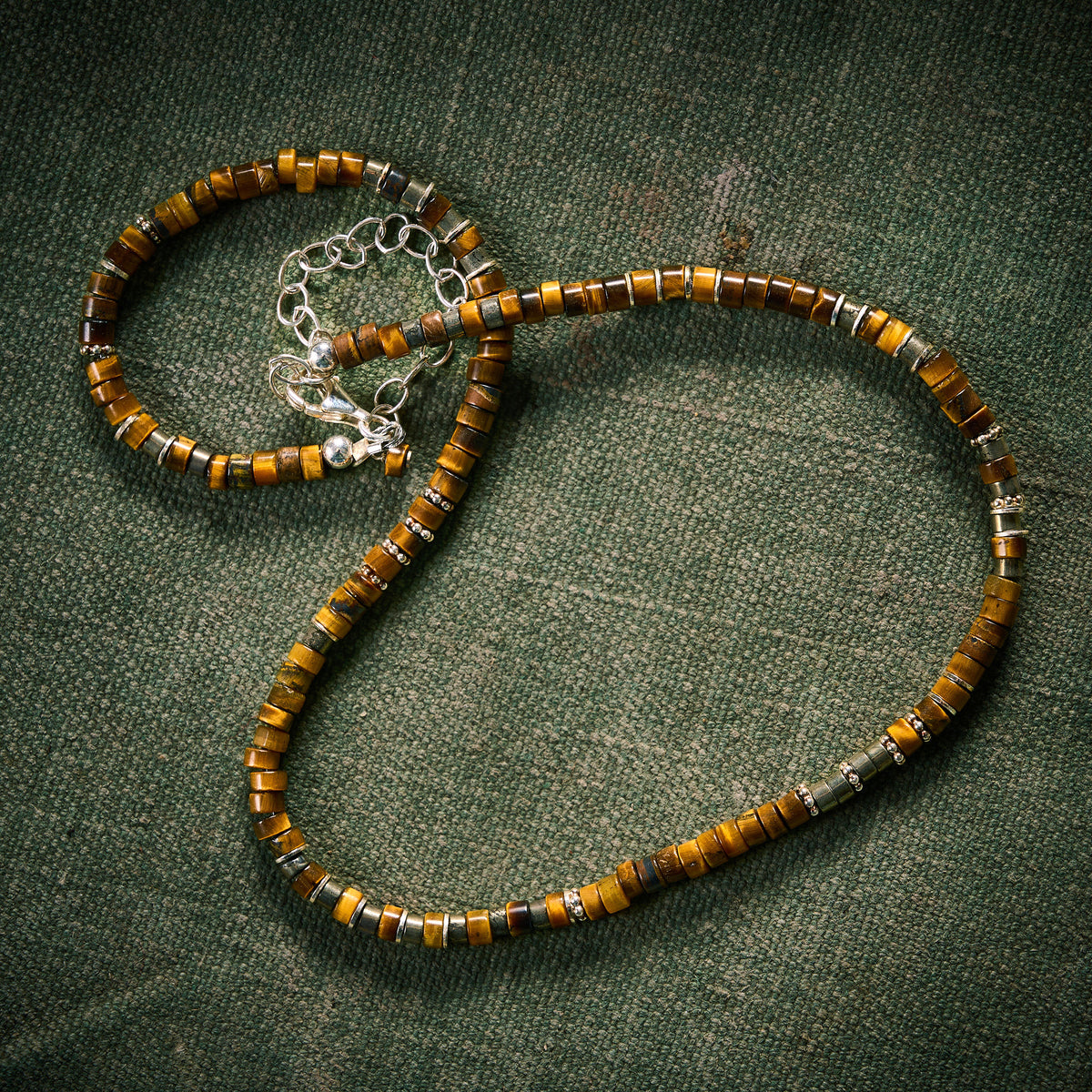 Collier en Oeil de Tigre et Pyrite