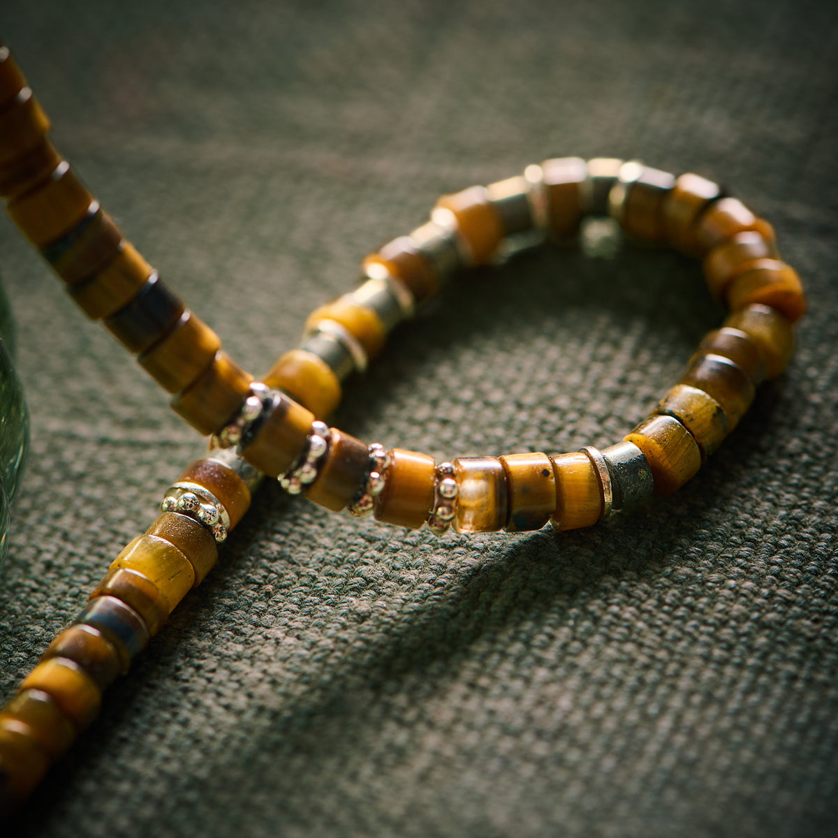 Collier en Oeil de Tigre et Pyrite