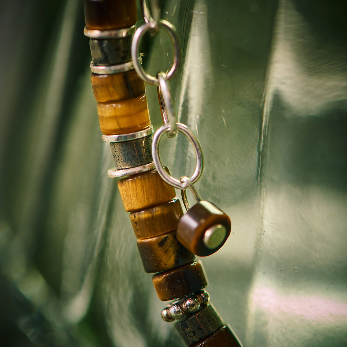 Collier en Oeil de Tigre et Pyrite