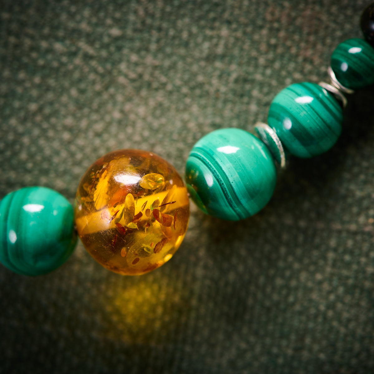 Collier en Ambre et Malachite