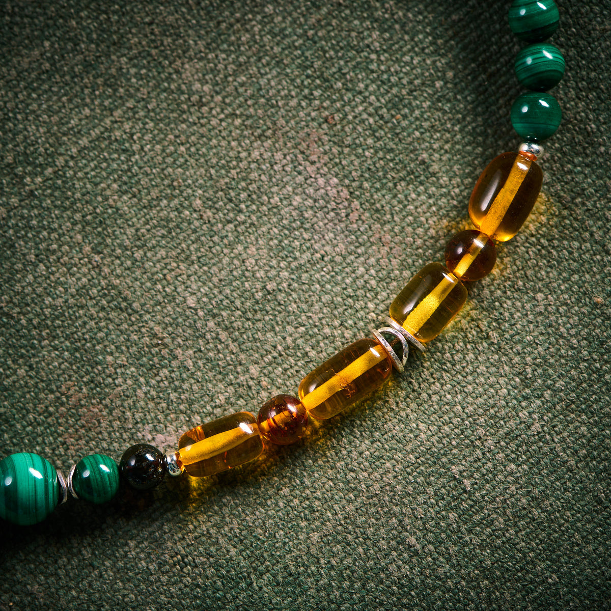 Collier en Ambre et Malachite